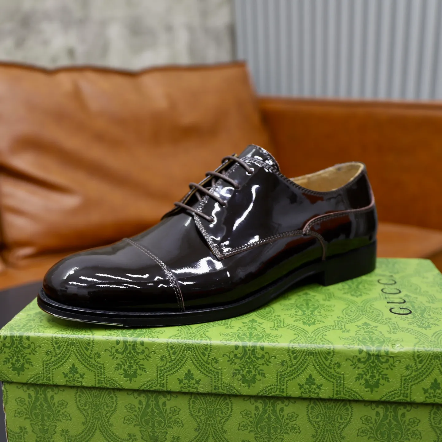 Men's shoes 💰660💰🙅‍♂️🙅‍♂️🙅‍♂️Niuli Brand: Gucci GuCCI Standard code: Men's code 39-44 (45 can be customized) Grade: Same style as the official website Original quality Material: Original cowhide surface Comfortable cowhide lining Original outsole Style category: Men's fashionable casual leather shoes Distinguished big-name luxury elements, top luxury Color: actual picture color